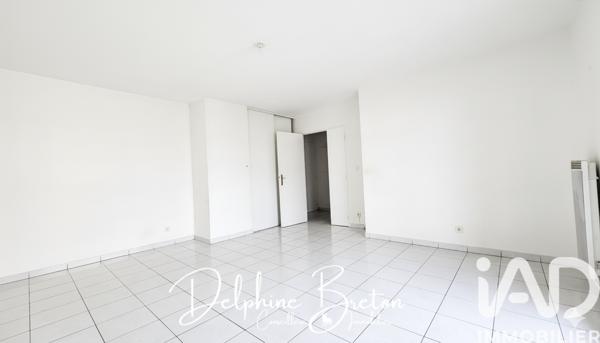 Location appartement 3 pièces 60 m² Mantes-la-Jolie