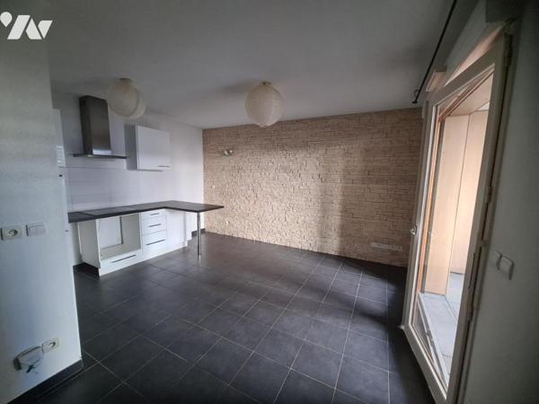 APPARTEMENT T2 DE 43.28M2 AU RDC AVEC BALCON ET 1 PLACE PRIVATIVE DE STATIONNEMEMNT