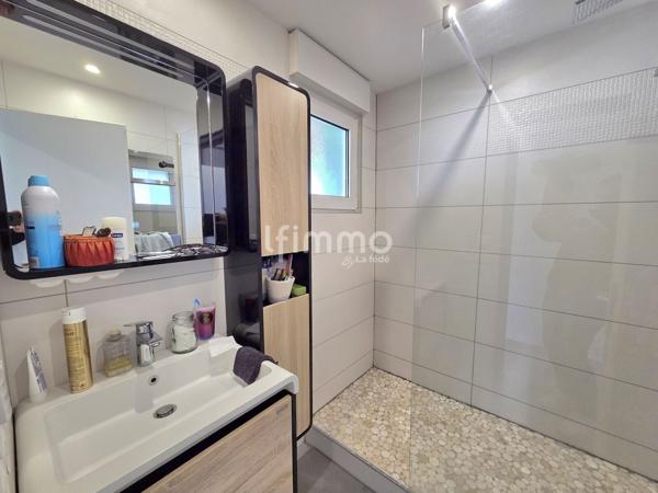 Appartement F3 63 m² Terrasse, jardin, garage et parking