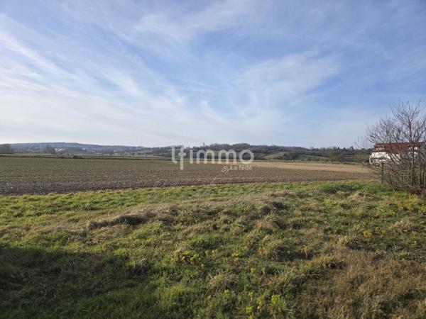 Appartement F3 63 m² Terrasse, jardin, garage et parking