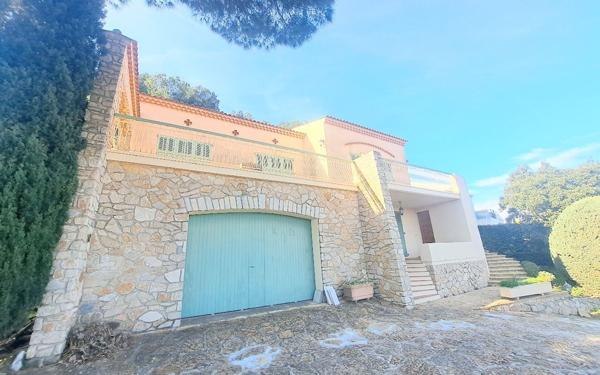 Maison à vendre    4 pièces • 191 m2 Six-Fours-les-Plages