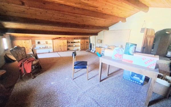 Maison à vendre    4 pièces • 191 m2 Six-Fours-les-Plages