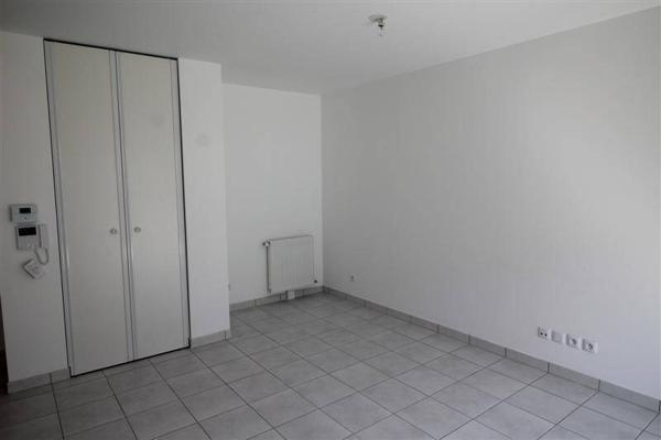 Appartement 2 pièces                                        - 44220 Couëron Réf : 12155