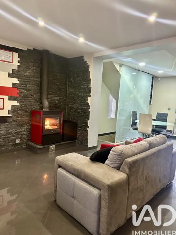 Maison à vendre 6 pièces 150 m² Paray-Vieille-Poste