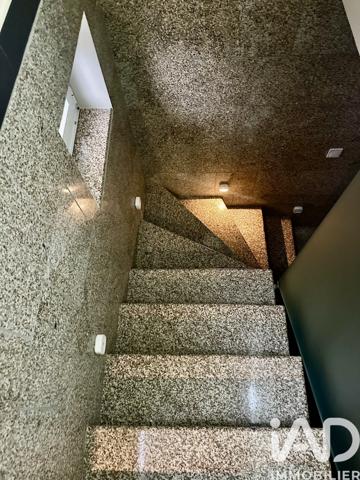 Maison à vendre 6 pièces 150 m² Paray-Vieille-Poste