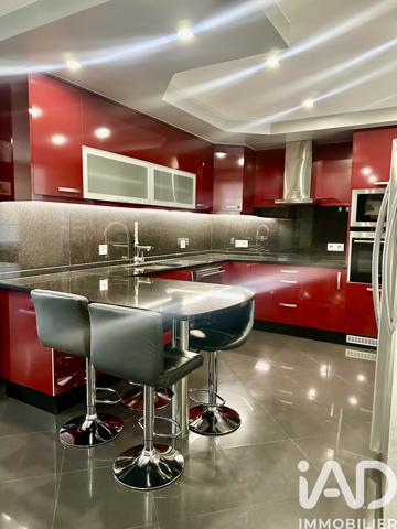 Maison à vendre 6 pièces 150 m² Paray-Vieille-Poste