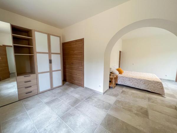 appartement à vendre  5 pièces - 147 m2 CAVALAIRE SUR MER - 83