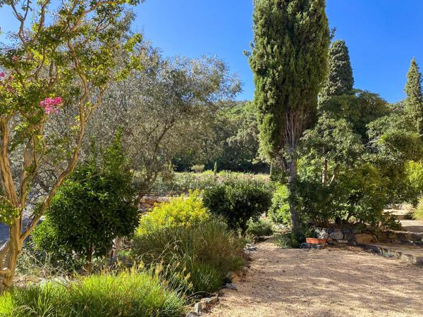 appartement à vendre  5 pièces - 147 m2 CAVALAIRE SUR MER - 83