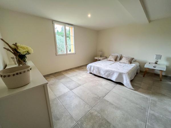 appartement à vendre  5 pièces - 147 m2 CAVALAIRE SUR MER - 83