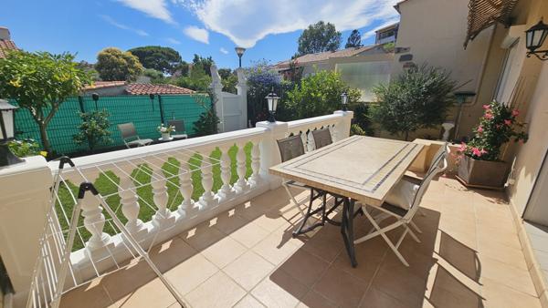 Antibes (06600) ANTIBES, Viager occupé, villa mitoyenne 3 pièces