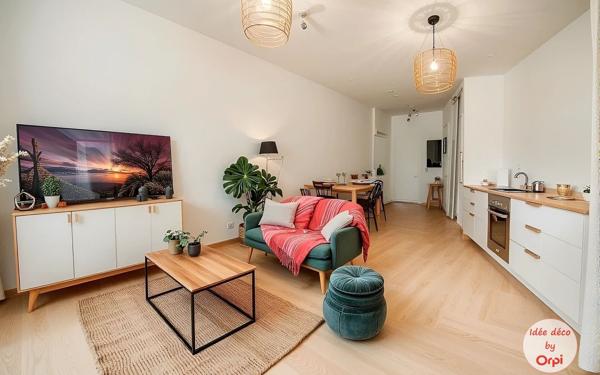 Appartement à vendre    3 pièces • 72 m2 Vauvert