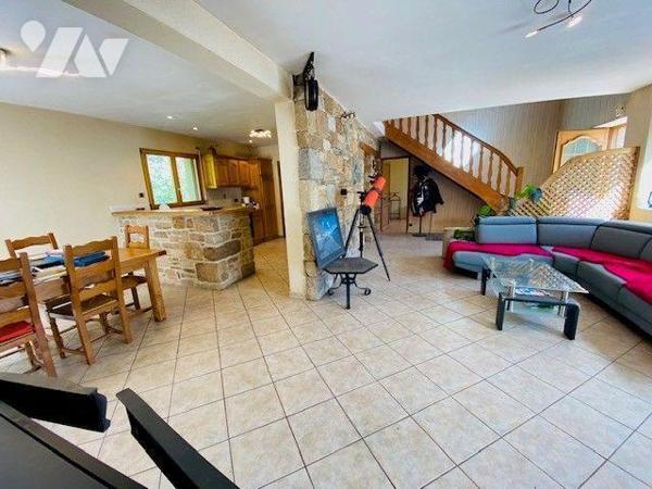 A Vendre à Perros-Guirec (22700) en Côtes-d'Armor, Pavillon de 2007, de type 6, d'une surface h...