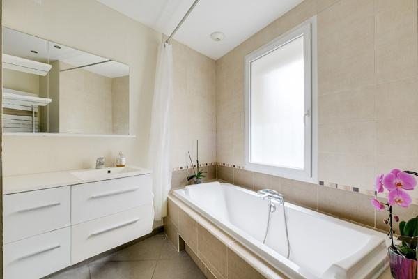 Achat appartement Marseille 03 - 5 pièce(s) - 126 m² - 299 900 €