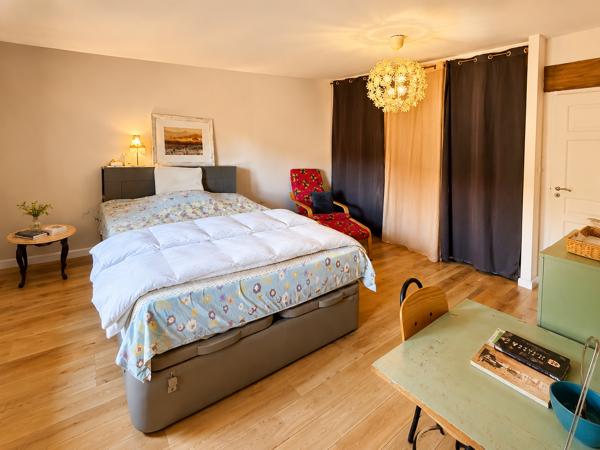 Appartement
         3 pièces
        - 105 m² 299 000 € *