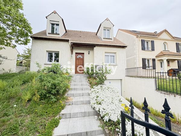 Maison 5 pièces - 90 m²