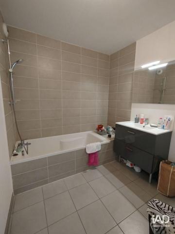 Location appartement 2 pièces 46 m² Albertville