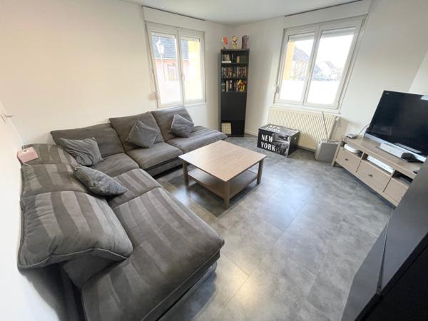 Maison mitoyenne F5 avec terrain, terrasse, parking et garage