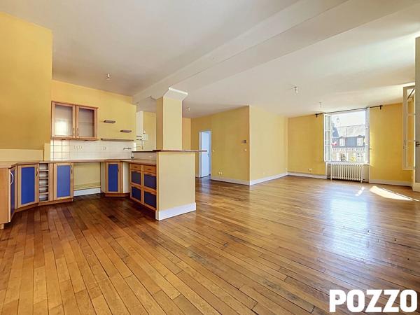 EXCLUSIVITE - Charmant appartement 5 pièces au coeur de VILLEDIEU-LES-POELES VILLEDIEU LES POELES ROUFFIGNY