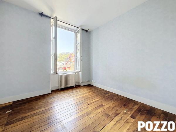 EXCLUSIVITE - Charmant appartement 5 pièces au coeur de VILLEDIEU-LES-POELES VILLEDIEU LES POELES ROUFFIGNY