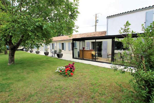 Très belle maison Familiale en pierre