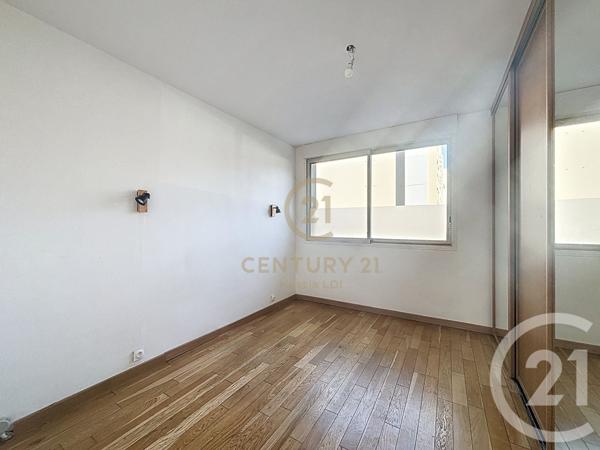 Appartement F4 à vendre  4 pièces - 87,36 m2 LYON - 69008