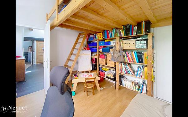 Coup de coeur assuré - Loft esprit atelier avec terrasse en plein coeur du 6éme