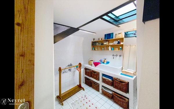 Coup de coeur assuré - Loft esprit atelier avec terrasse en plein coeur du 6éme