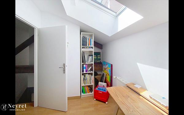 Coup de coeur assuré - Loft esprit atelier avec terrasse en plein coeur du 6éme
