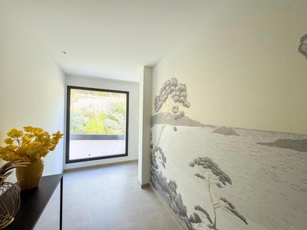 Appartement T4 à vendre  6 pièces - 185 m2 LE LAVANDOU - 83