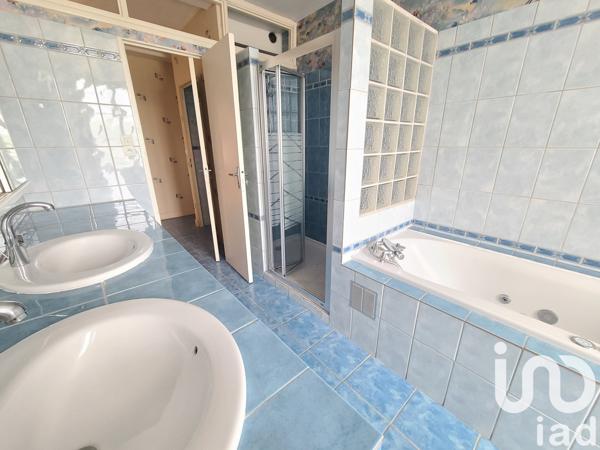 Maison à vendre 7 pièces 222 m² Aix-Villemaur-Pâlis