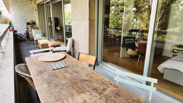 Appartement de standing 110 m² environ - Cambronne