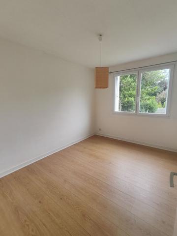 APPARTEMENT T5 A VENDRE BREST KERINOU/LA CROIX ROUGE - 3 CHAMBRES