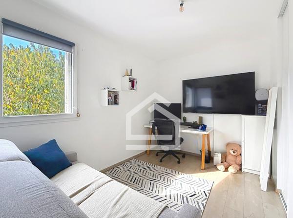 Maison 5 pièce(s) 4 chambre(s) 120 m²