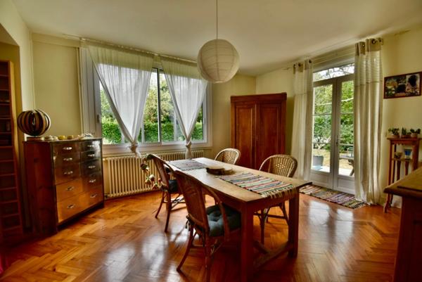 SADIRAC - LORIENT - Idéal famille en quête d’espace et de charme en pierres !