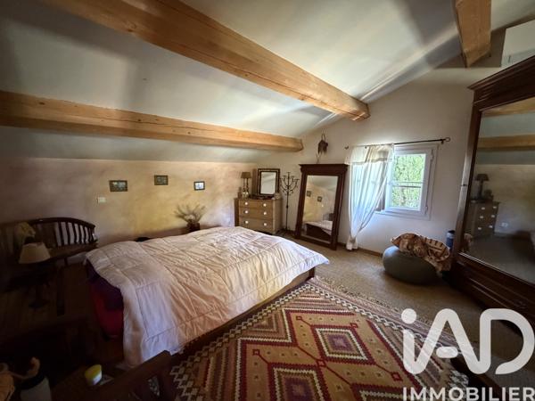 Maison à vendre 5 pièces 177 m² Sanary-sur-Mer