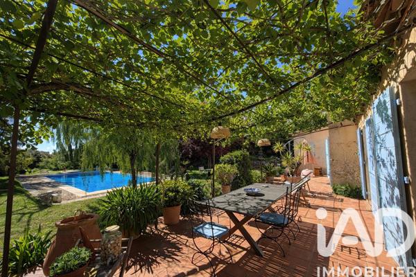 Maison à vendre 5 pièces 177 m² Sanary-sur-Mer