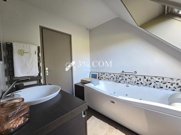 Maison 6 pièce(s) 4 chambre(s) 163 m²