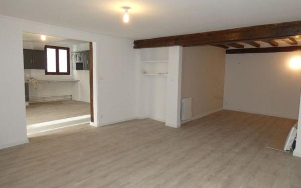 Appartement à louer    2 pièces • 64,55 m2 Château-Thierry