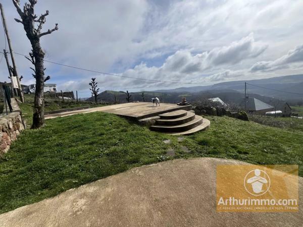 Vente Maison 5 pièces 215 m2 à Saint-Pierre-de-Nogaret