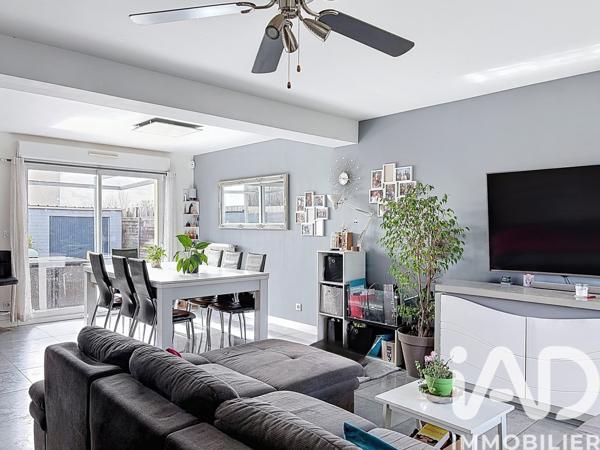 Maison à vendre 5 pièces 118 m² Saint-Arnoult-en-Yvelines