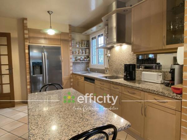 Maison 5 pièces - 177 m²