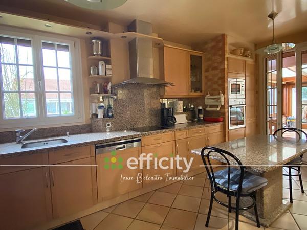 Maison 5 pièces - 177 m²