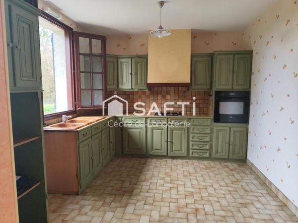 MAISON SUR TERRAIN DE 6829m² ARBORE ET FLEURI