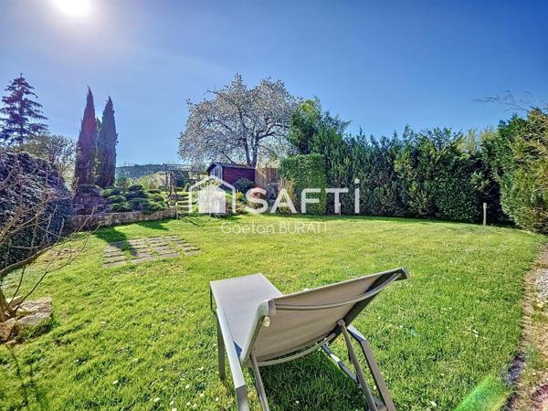 Maison de village 9 pièces 223 m²