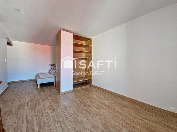 Maison de village 9 pièces 223 m²