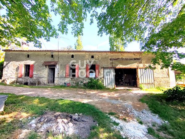 Grange à rénover avec vue dominante