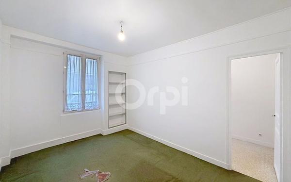 Appartement à vendre    2 pièces • 37,52 m2 Paris 15