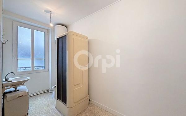 Appartement à vendre    2 pièces • 37,52 m2 Paris 15