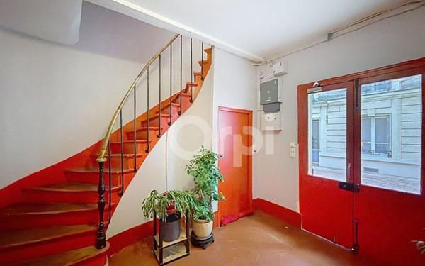 Appartement à vendre    2 pièces • 37,52 m2 Paris 15