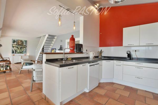 SAINTE-LUCE – Villa P7 avec piscine 7 x 4 m, Carbet - Terrasses XL et vie de plain-pied – Terrain plat 1 244 m² - (972)